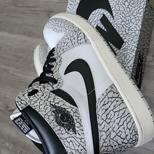 Jordan 1 Elephant Print sz11.5 USED